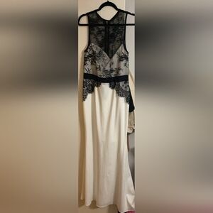 Women's Evening dress, sleeveless